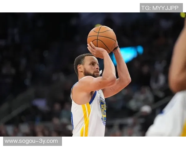 库里赞巴特勒冷静与视野出众让对手防守难上加难